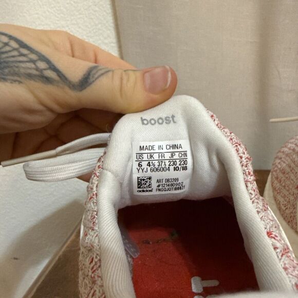 EUC adidas Ultra Boost 4.0 Chalk White Active Red Womans 6 DB3209 Shoes Running - Picture 7 of 15